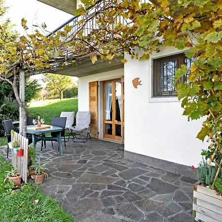 Appartement Monoroom With Garden And View